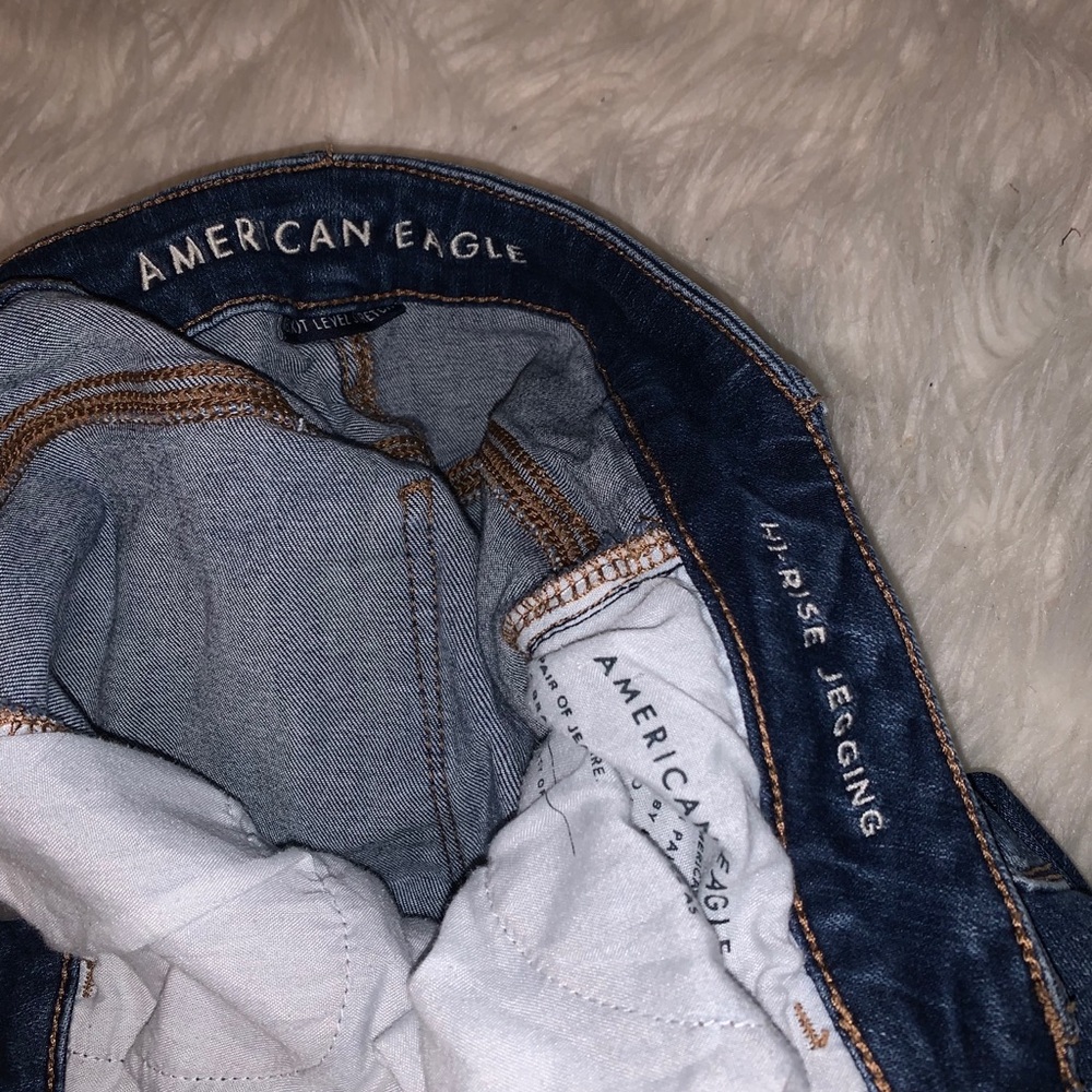 High Rise American Eagle Jeans - Picture 3 of 5